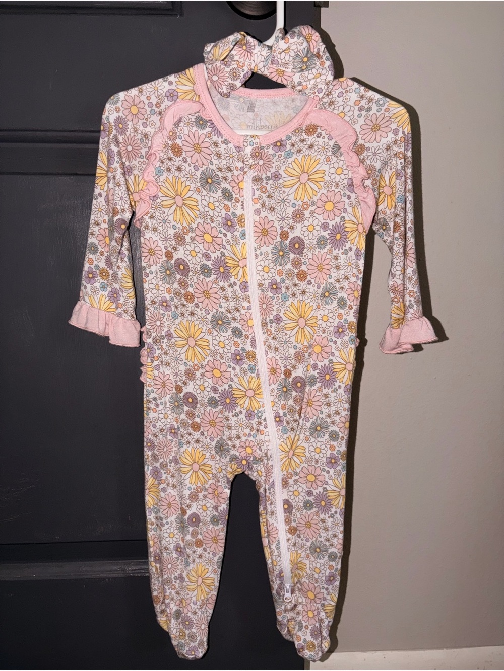 Milkberry footed pjs 6-9M